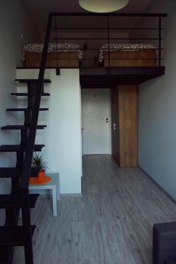 Loft Wroclaw Hostel Exterior photo
